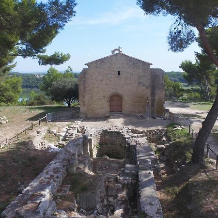 Appartamento Le Provencal Saint-Mitre-les-Remparts Esterno foto